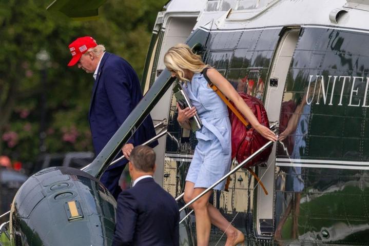 Washingtonda dedikodu kazanı Trump’ın yanından ayrılmayan isim dikkat çekti: Melaniayı rahatsız eden söylentiler...