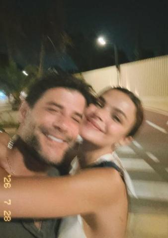 Berk Cankata sarıldı Uzak Şehirin Alyası Sinem Ünsalın yeni tatil rotası belli oldu