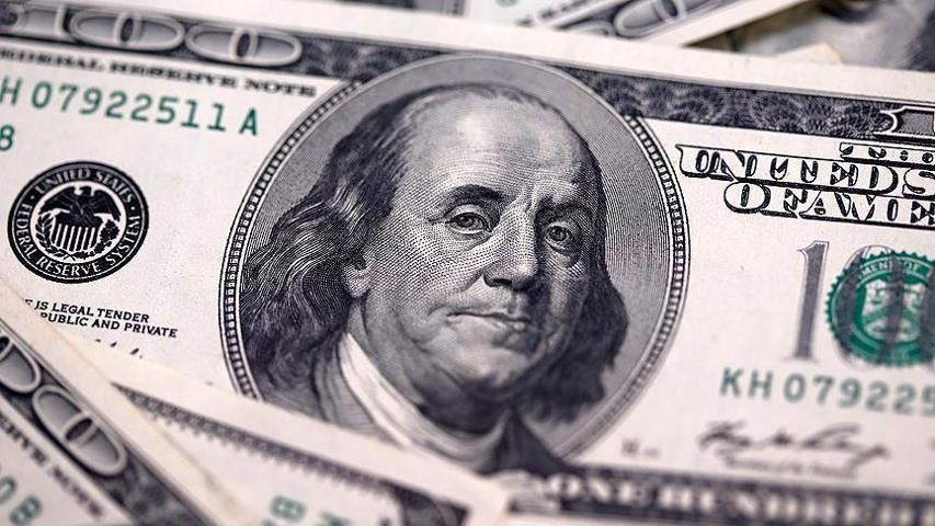 Altın yükselmeye devam ediyor, dolar değer kaybediyor... Bitcoin ise yatırımcının radarında