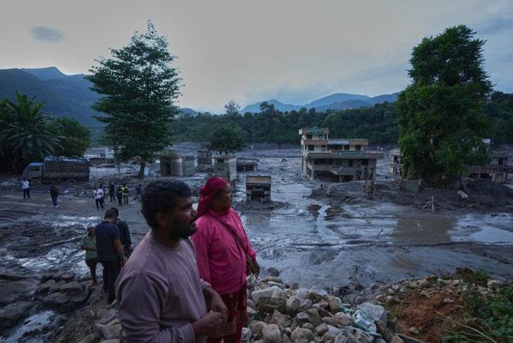 Nepalde ölüm seli yüzlerce can aldı Facianın nedeni belli oldu