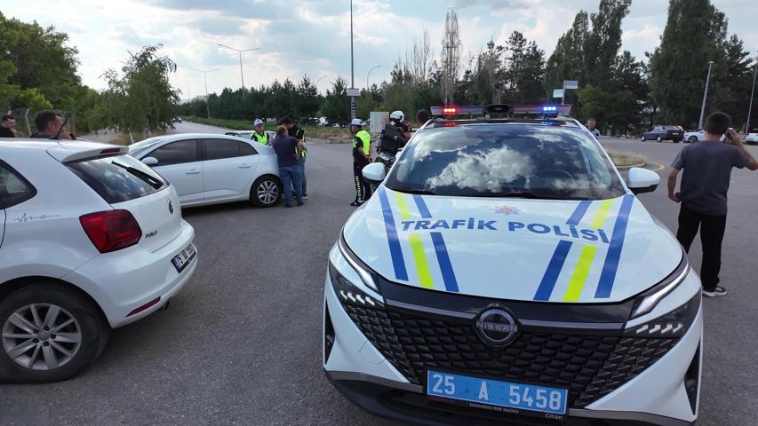 Kurduğu tuzağa kendisi de düştü Korsan taksiciyi yakalattı ama cezadan kaçamadı