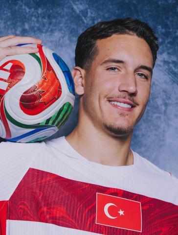 Milli golcü Deniz Gül, İstanbula geliyor Transfer tamam...