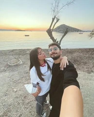 NİŞANLANMIŞLARDI Sıla Türkoğlu ve Ata Ayyıldız tatilde aşka geldi