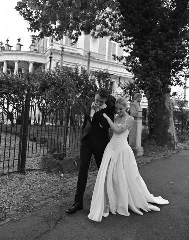 Burak Yörük ve Tuana Yılmaz evlendi Düğünden ilk kareler sanal medyaya damga vurdu TEBRİKLER