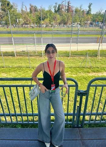 Güller ve Günahların Zeynepi Cemre Baysel, İtalyada F1 heyecanını yerinde yaşadı
