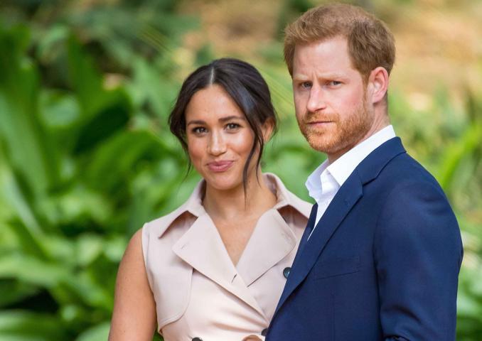 Prens Harry’nin sürpriz dönüşü İngiltere’yi karıştırdı
