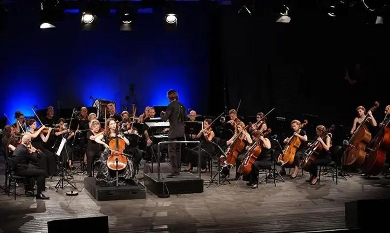 Covent Garden Sınfonıetta Bodrum Kalesi’nde Tarihi İki Konserle Türkiye’de İlk Kez Sahne Aldı