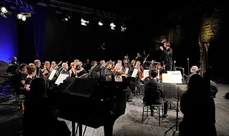 Covent Garden Sınfonıetta Bodrum Kalesi’nde Tarihi İki Konserle Türkiye’de İlk Kez Sahne Aldı