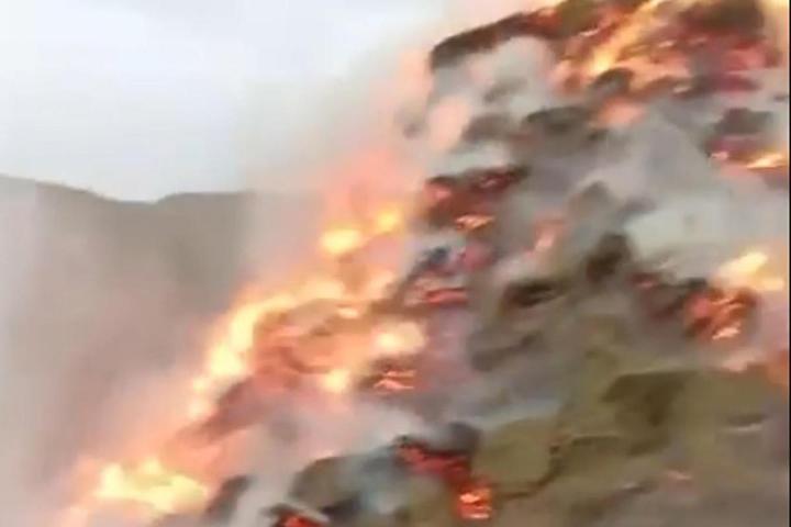 Erzurumda şimşek çaktı, 3 mahallede yangın çıktı