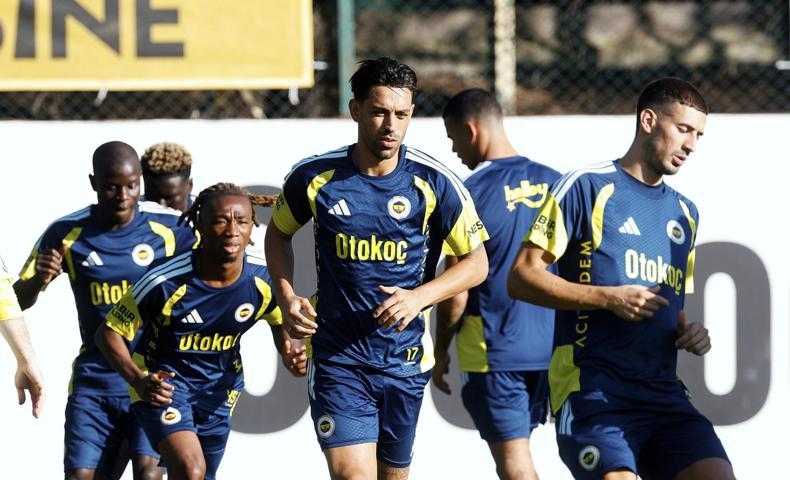 Fenerbahçede İsmail Kartal, Roma planını netleştirdi: Greenwood 10 numarada