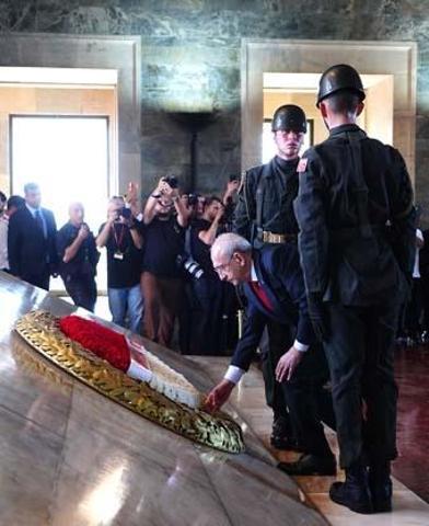 CHP 103üncü yaşını kutluyor Kemal Kılıçdaroğlu Anıtkabirde