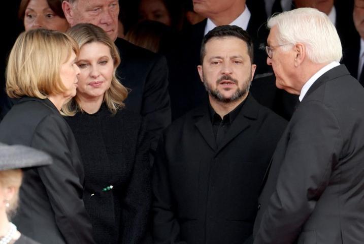 Zelenski’nin uçağı İHA saldırısından kıl payı kurtuldu Moldovada alarm anları...