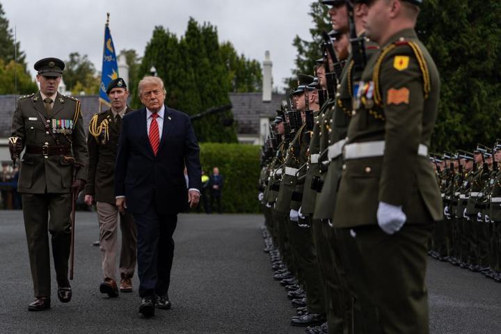 Trump’tan Dublin’de şaşırtan çıkış Bir sözüyle ortalık karıştı: “En nihayetinde birleşecek”