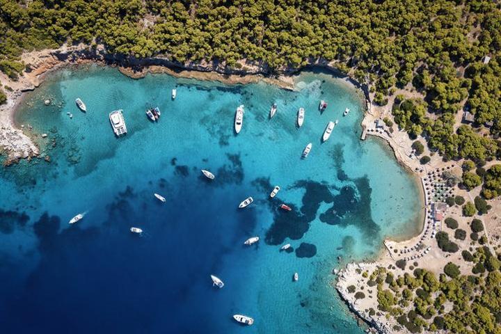 Eylülde rüya gibi tatil Yunanistanın eşsiz cenneti Aegina Adasında gezilecek yerler Atinaya 30 dakika uzaklıkta