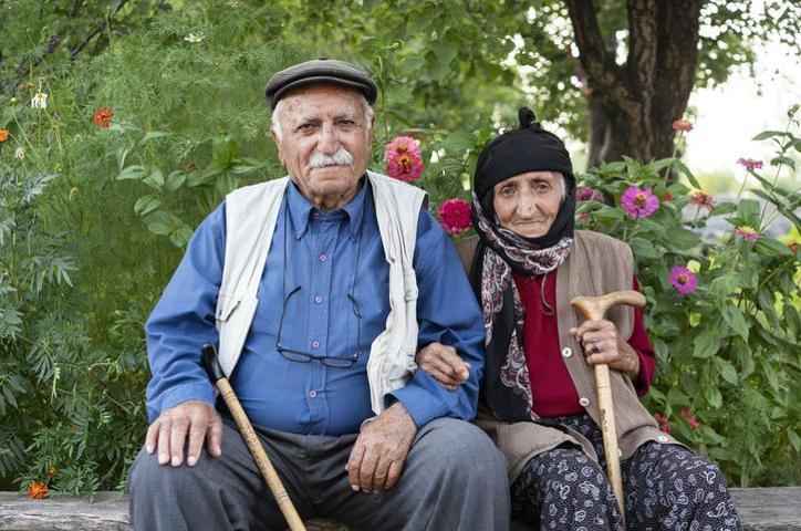 EMEKLİ HABERİ 2026 | Emeklilikte kritik tarihler Kim kaç yaşında emekli olabiliyor