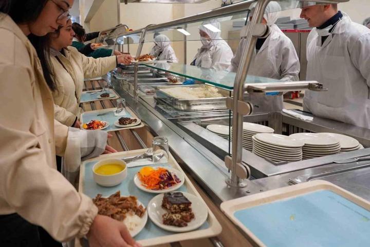 Üniversite yemekhanelerinde yeni ücretler belli oldu