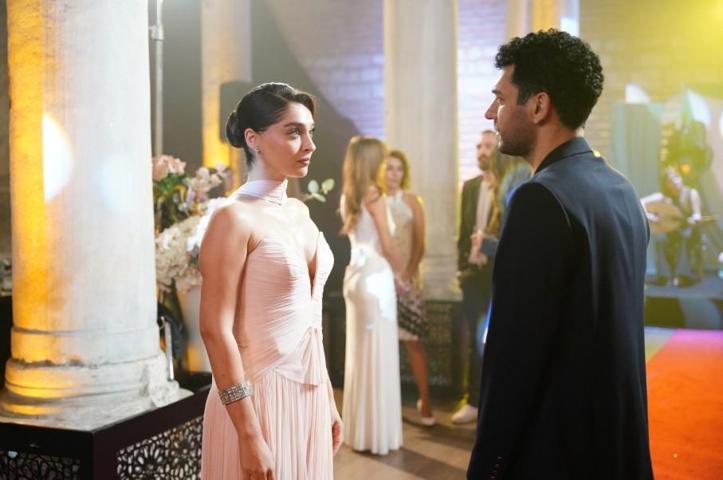 ZEYNEP VE SERHAT AŞKA GELDİ