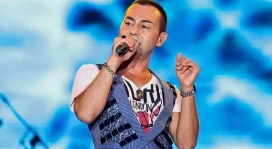 Yıllardır MS hastalığıyla mücadele ediyor Serdar Ortaç hastaneden paylaştı