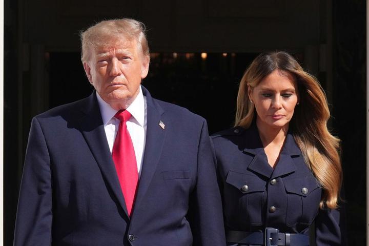 Melania duymasın: Trump asistanını sahneye çağırdı, o anlar mitinge damga vurdu