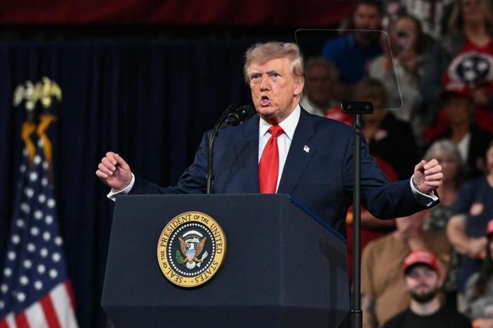 Trumpın isim değiştirme talepleri okyanuslara uzandı: Atlantik ve Pasifike göz dikti