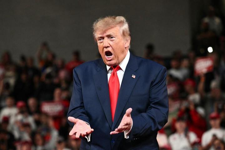 Trumpın isim değiştirme talepleri okyanuslara uzandı: Atlantik ve Pasifike göz dikti
