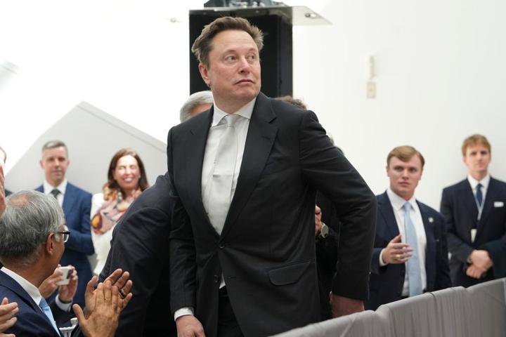 ‘Starlink’ itirafında bulunan Elon Musk: “Zelenski’nin gitme vakti”