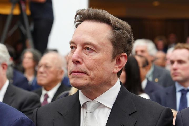 ‘Starlink’ itirafında bulunan Elon Musk: “Zelenski’nin gitme vakti”