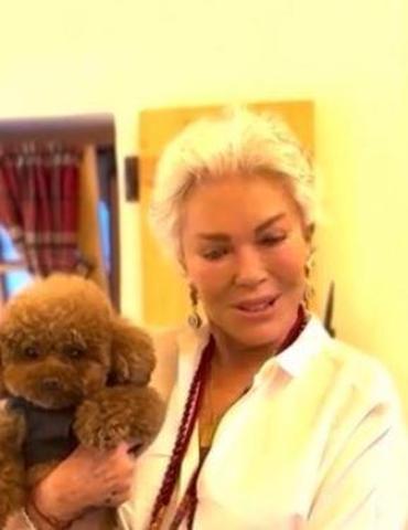 Ajda Pekkanın kız kardeşi Semiramis Pekkana büyük jest Eski eşi ve sevgilisinden sürpriz kutlama