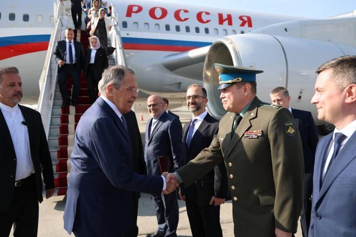 Rusya Dışişleri Bakanı Lavrov İranda