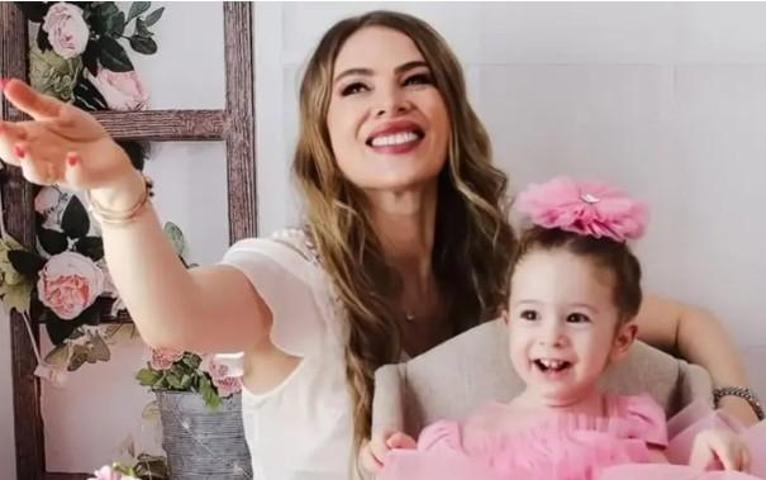 Fatoş Seğmen, kızı Alya'nın ölümünü duyurdu