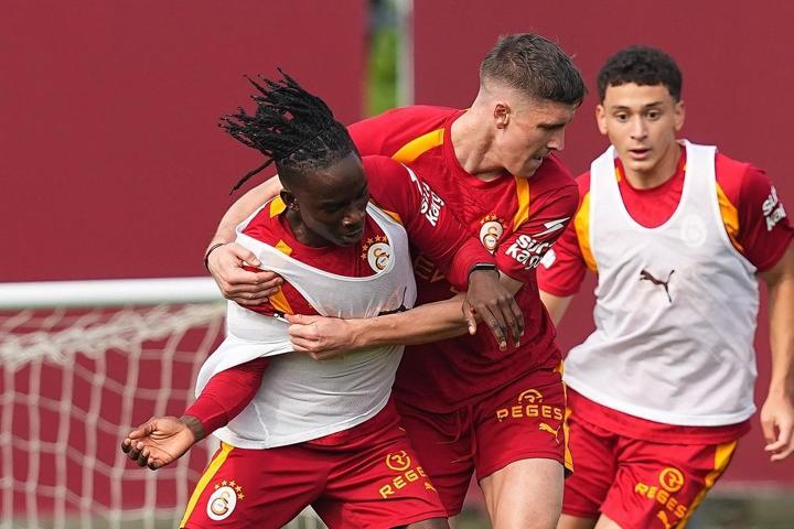 Galatasaray’da gözler, Fenerbahçe derbisine çevrildi