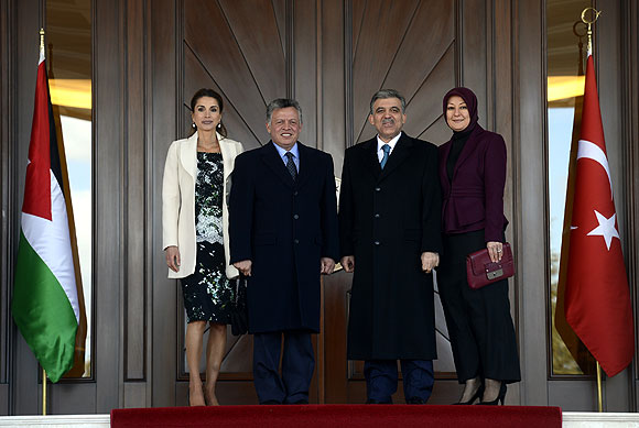 Ürdün Kralı 2. Abdullah Anıtkabirde ağladı