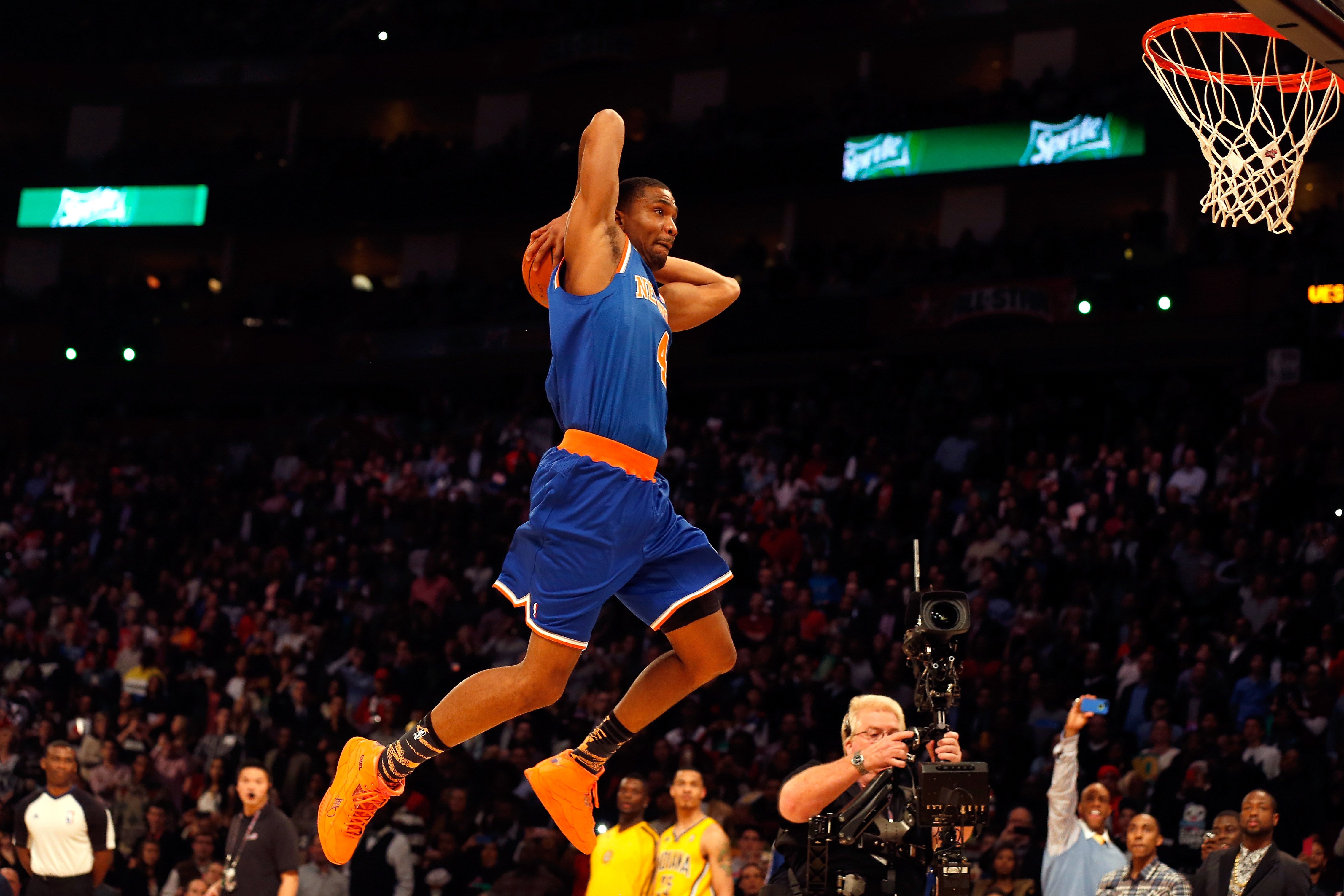 Uçtu uçtu Terrence Ross uçtu