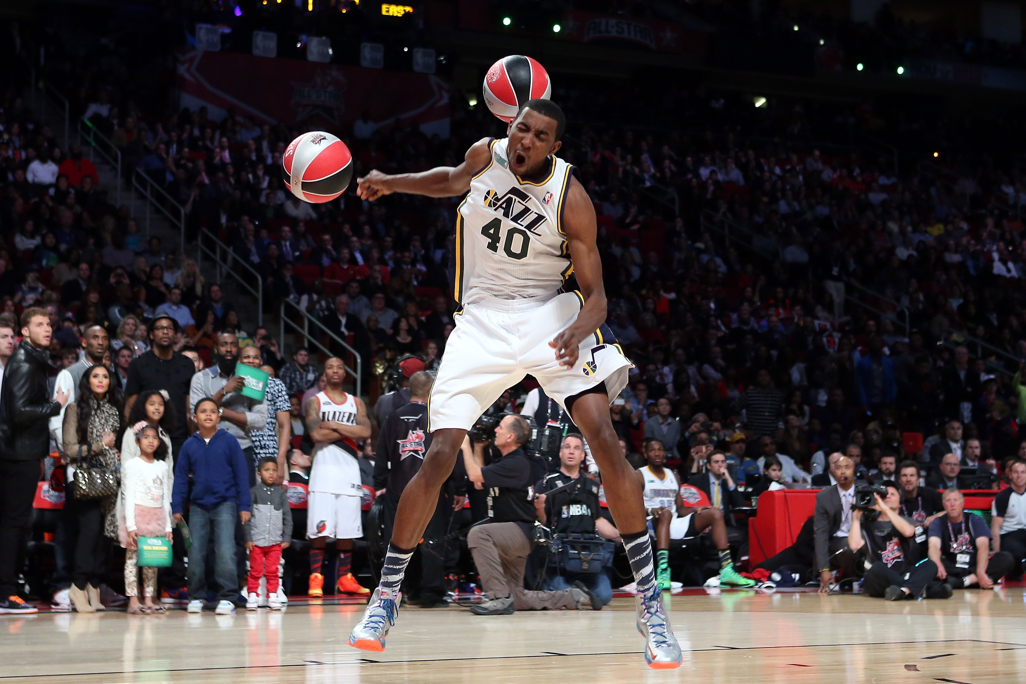 Uçtu uçtu Terrence Ross uçtu