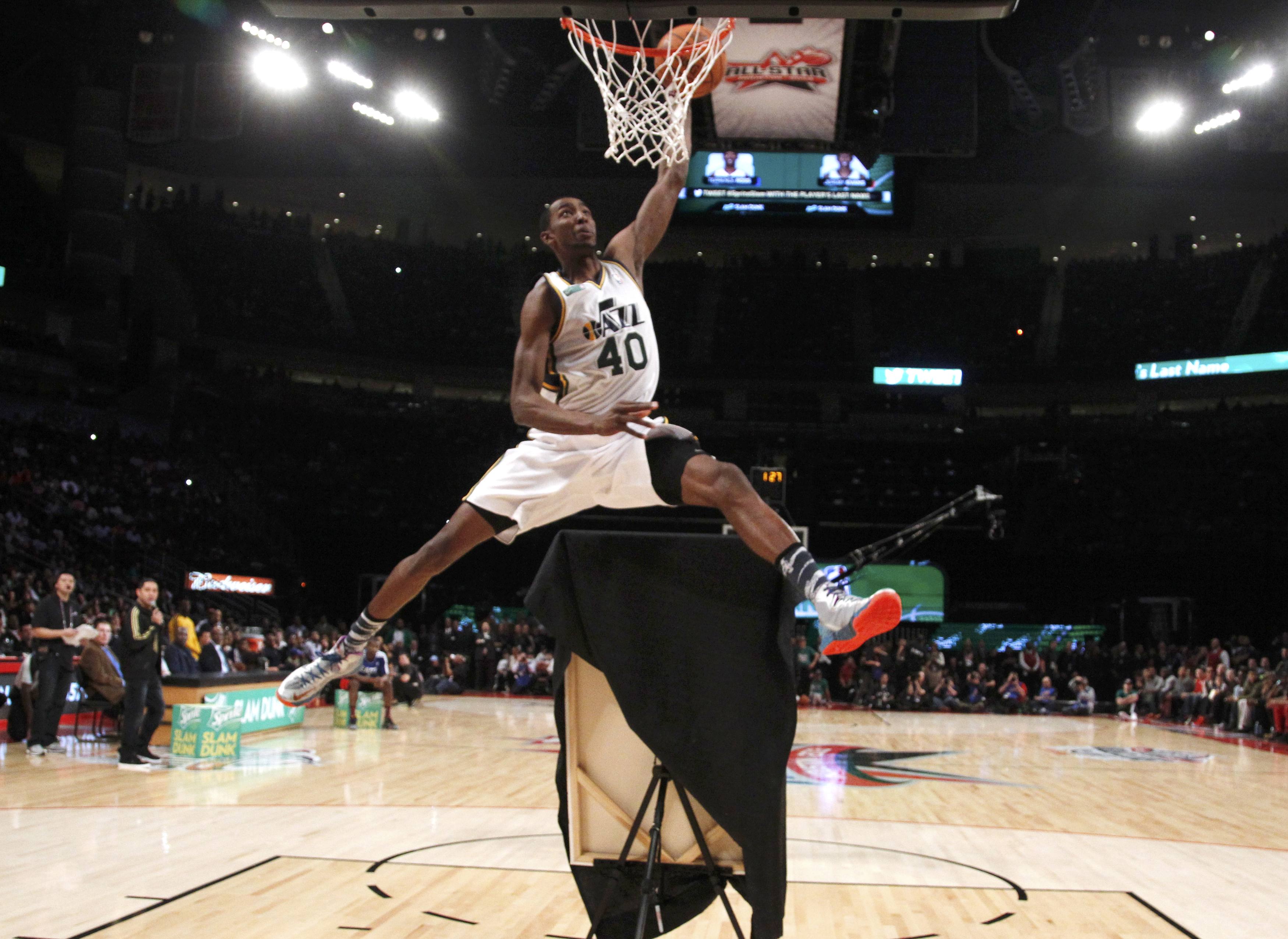 Uçtu uçtu Terrence Ross uçtu