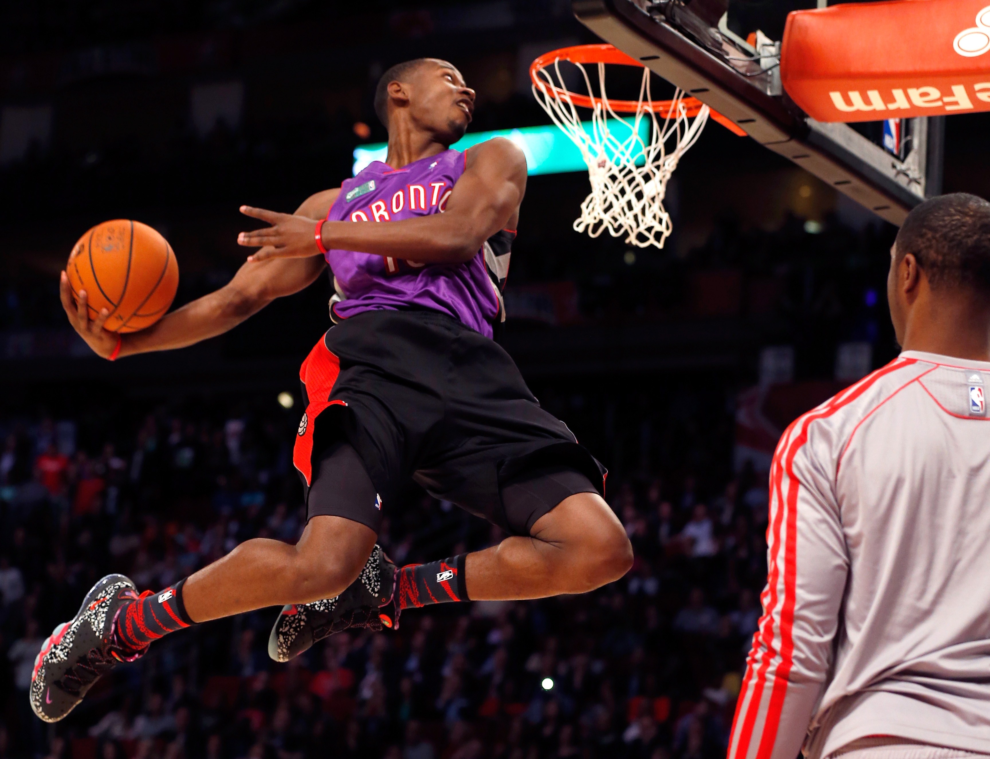 Uçtu uçtu Terrence Ross uçtu