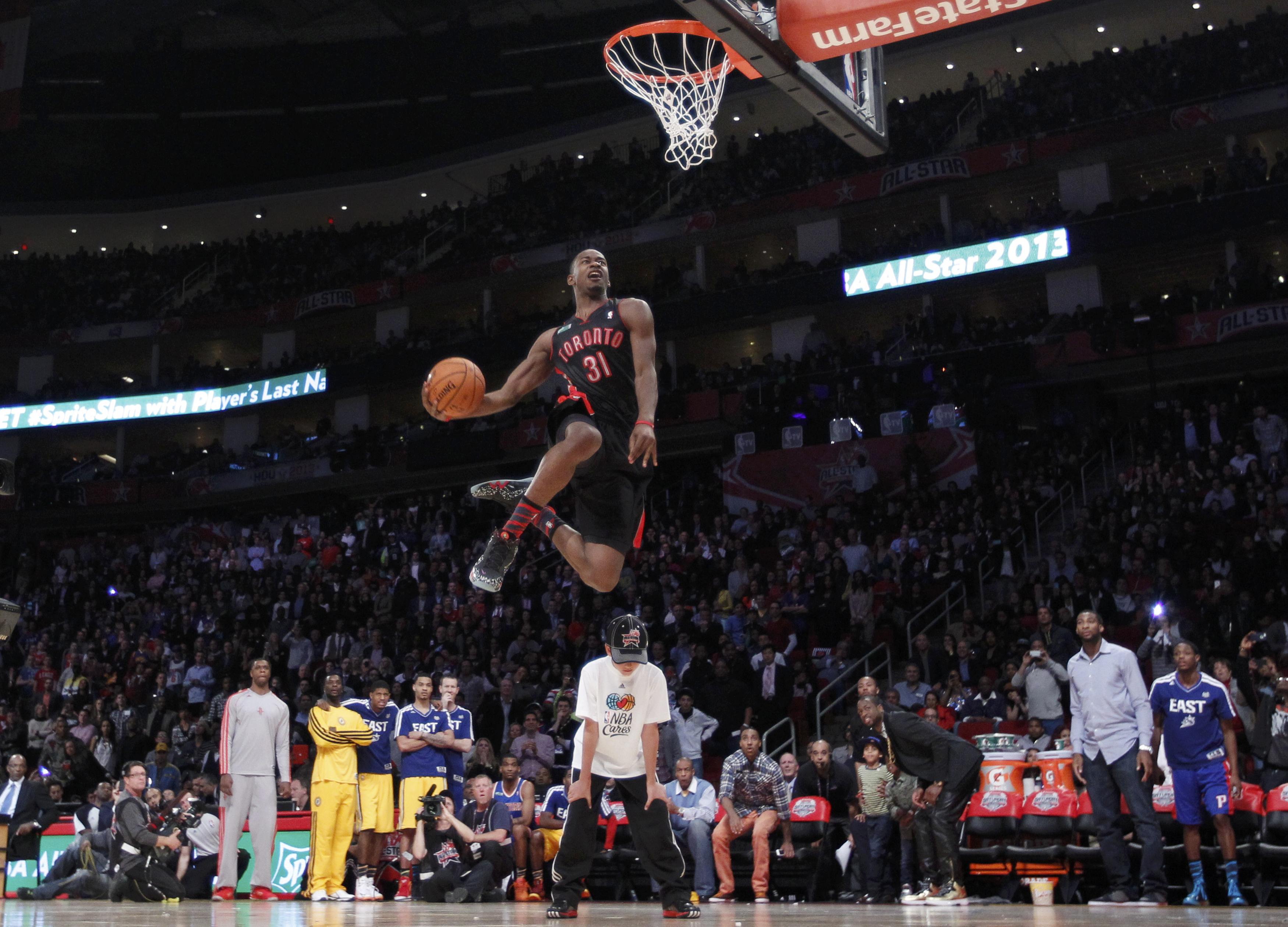 Uçtu uçtu Terrence Ross uçtu