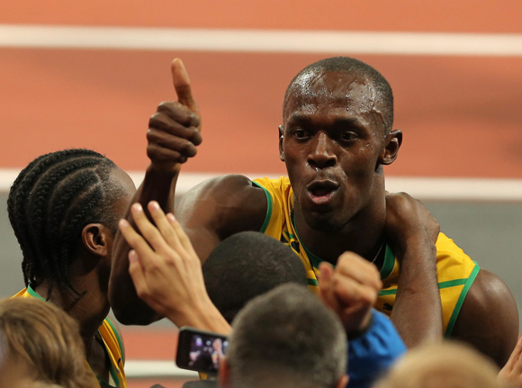 100 metre diye yazılır, Bolt diye okunur