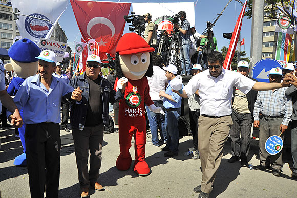 Ankarada polisten biber gazı