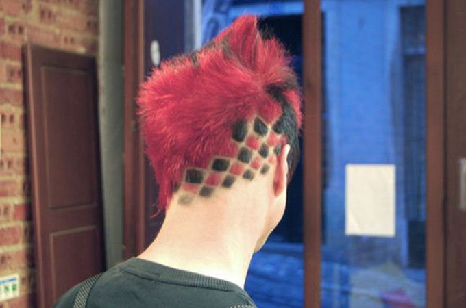 Bu saçlar punk rockı kıskandırıyor