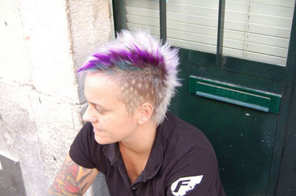 Bu saçlar punk rockı kıskandırıyor