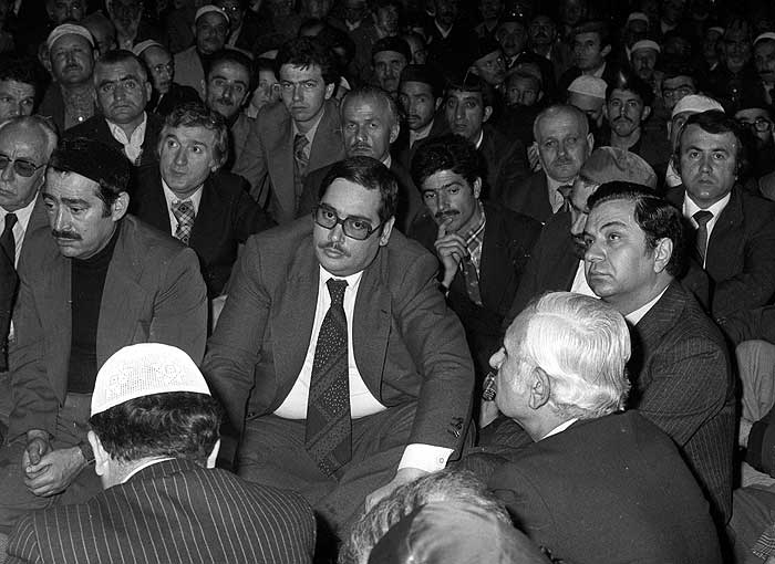 Aydın Menderes vefat etti