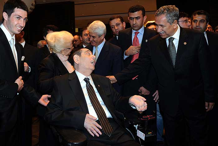 Aydın Menderes vefat etti