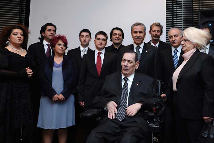 Aydın Menderes vefat etti
