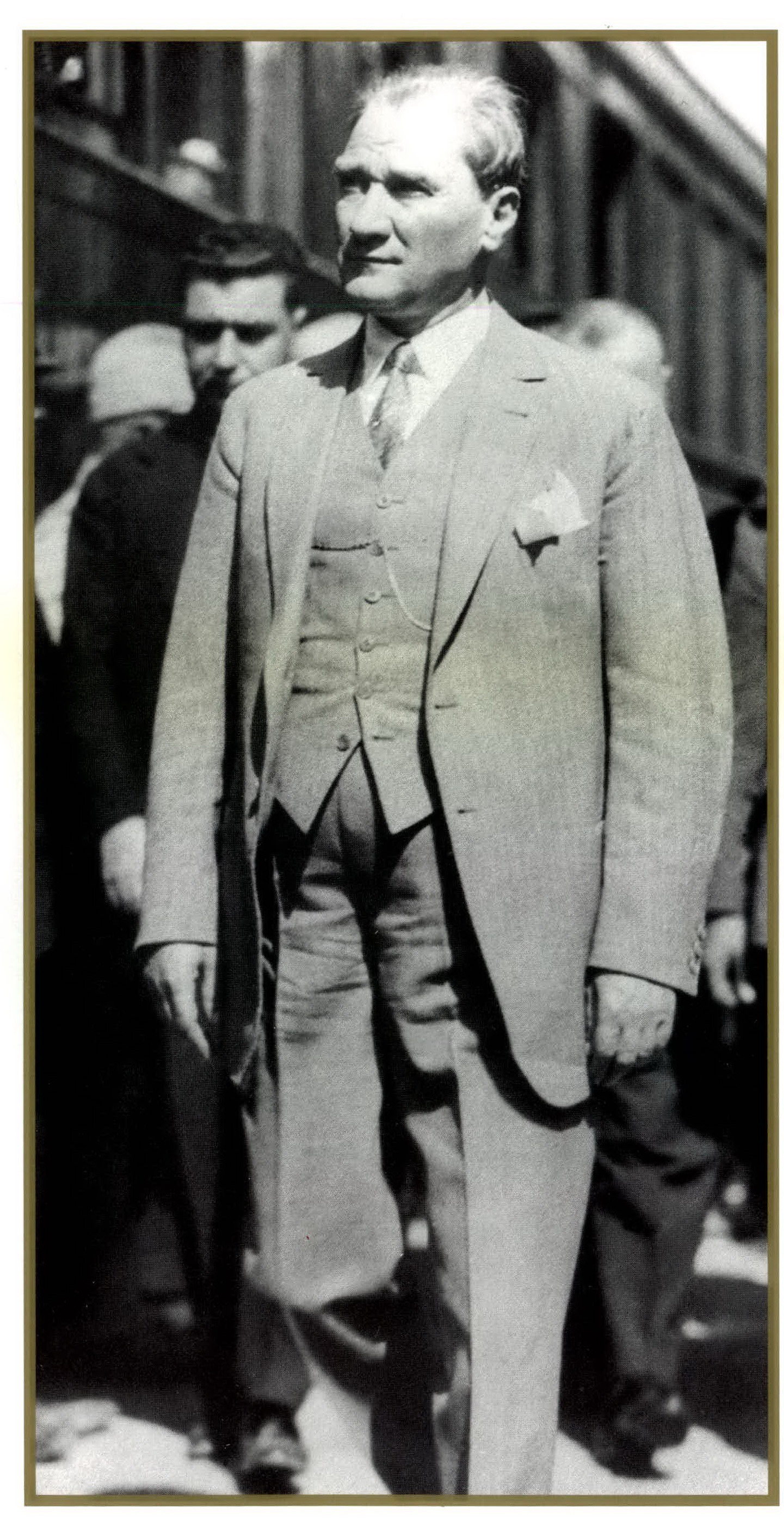 Atatürk için ne dediler