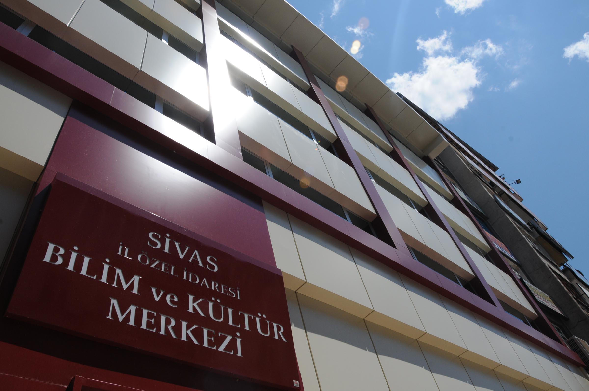 Sivas Katliamı 2 Temmuz 1993