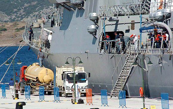 Amerikan savaş gemisi Uss Stoud Bodrumda