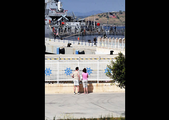Amerikan savaş gemisi Uss Stoud Bodrumda