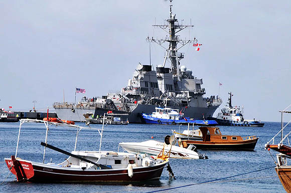 Amerikan savaş gemisi Uss Stoud Bodrumda