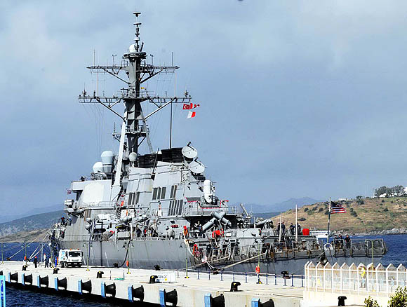 Amerikan savaş gemisi Uss Stoud Bodrumda